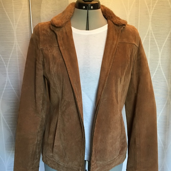 Brown suede bomber jacket with removeable collar - Picture 1 of 6